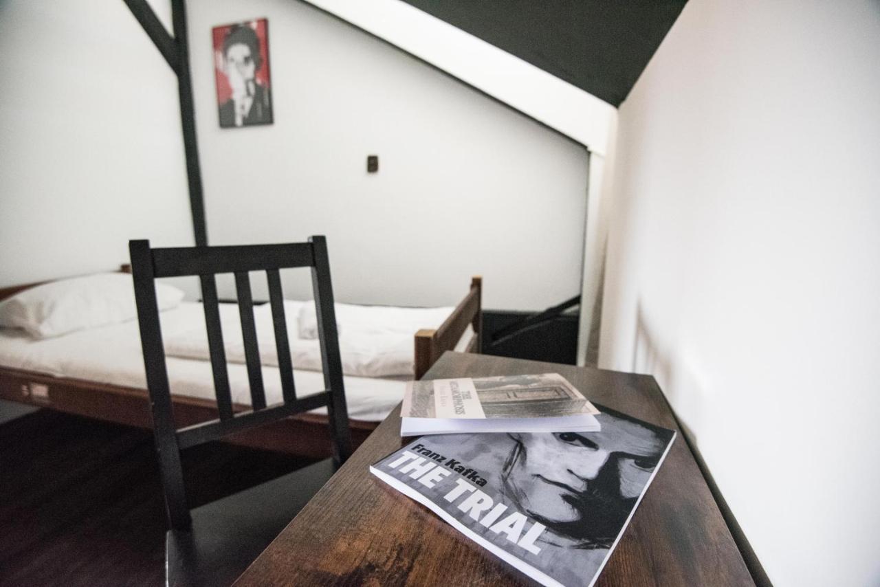 Hostal Brix *