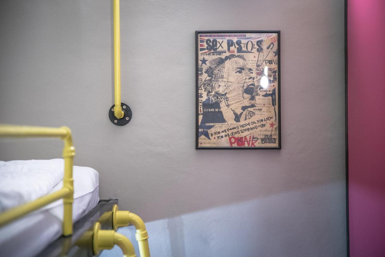 Brix Hostal